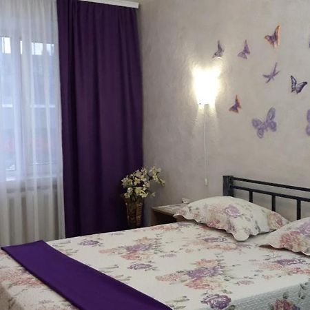 Apartment On Kamyanetskaya Street Khmelʼnytsʼkyy Extérieur photo