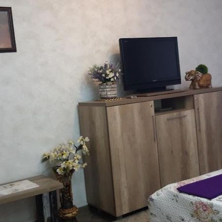 Apartment On Kamyanetskaya Street Khmelʼnytsʼkyy Extérieur photo